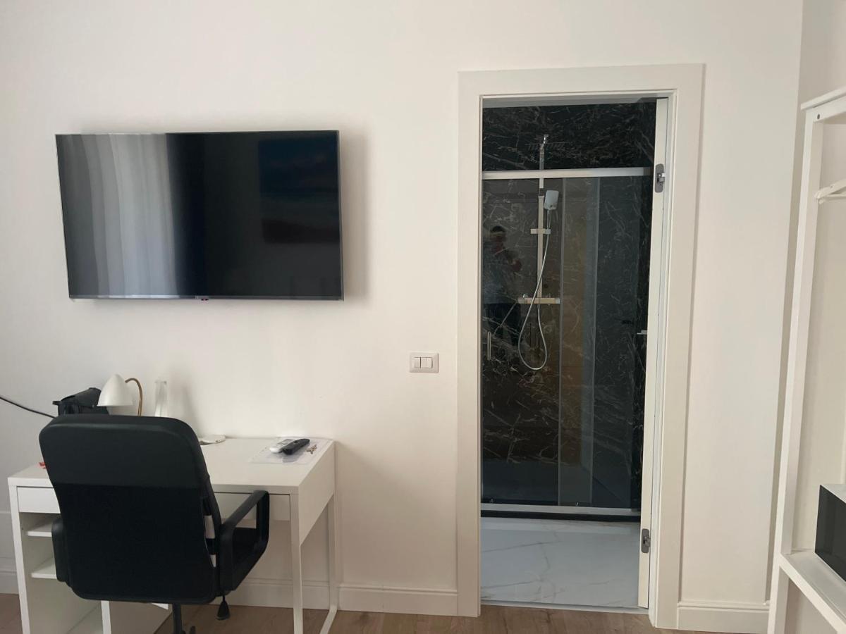 P18&Rooms Palestrina 18 Милано Екстериор снимка