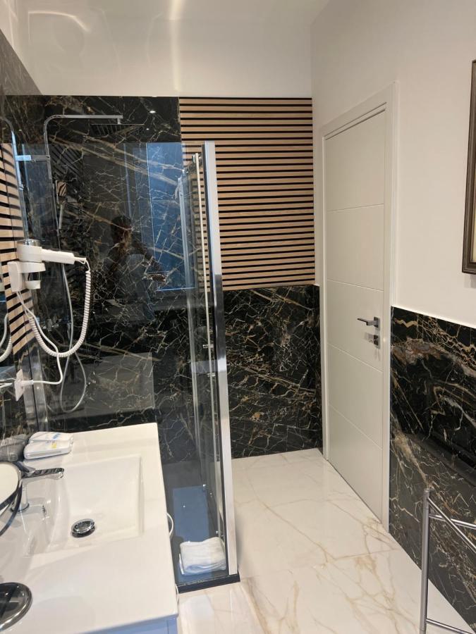 P18&Rooms Palestrina 18 Милано Екстериор снимка