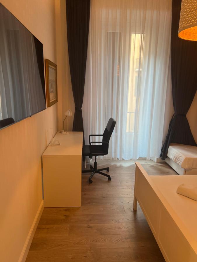 P18&Rooms Palestrina 18 Милано Екстериор снимка